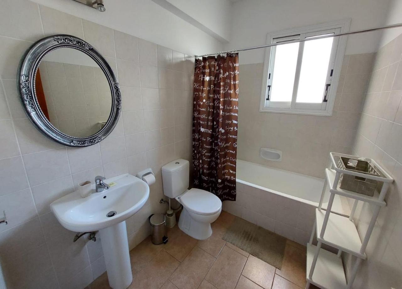 Joanne'S Cosy 1 Bdrm Apt Paphos Eksteriør billede